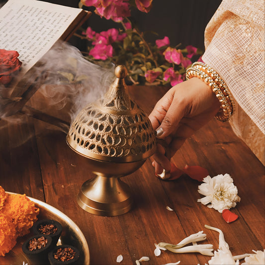Handcrafted Brass Loban Dhoop Burner with Lid – Traditional Incense Holder for Pooja & Aromatherapy
